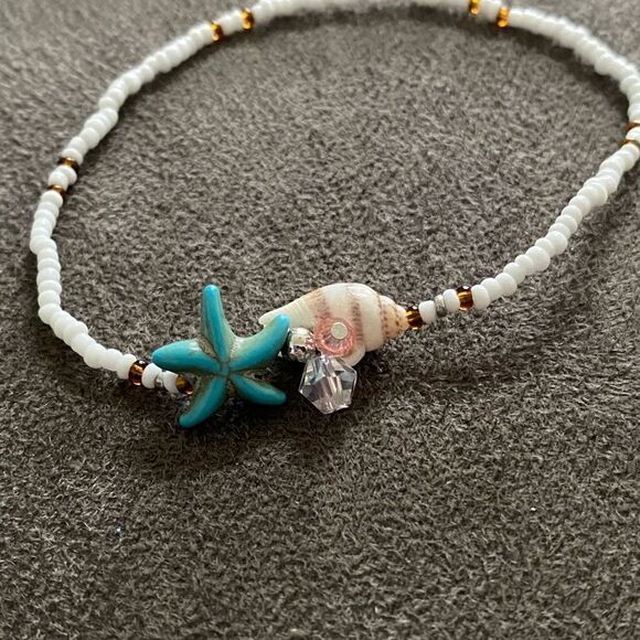 Beachy Boho Beaded Starfish & Seashell Charm Stretchy Ankle Bracelet OSFM - Picture 4 of 4